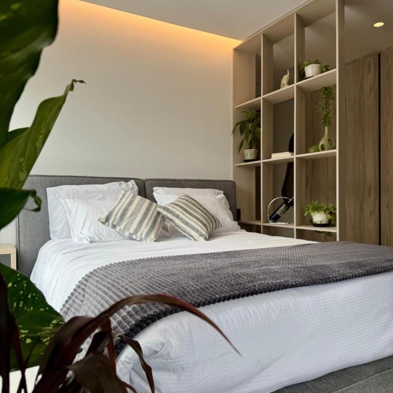 Luxury studio with balcony Avenida Portugal Quito - Apartamento de 1 dormitorio - 13