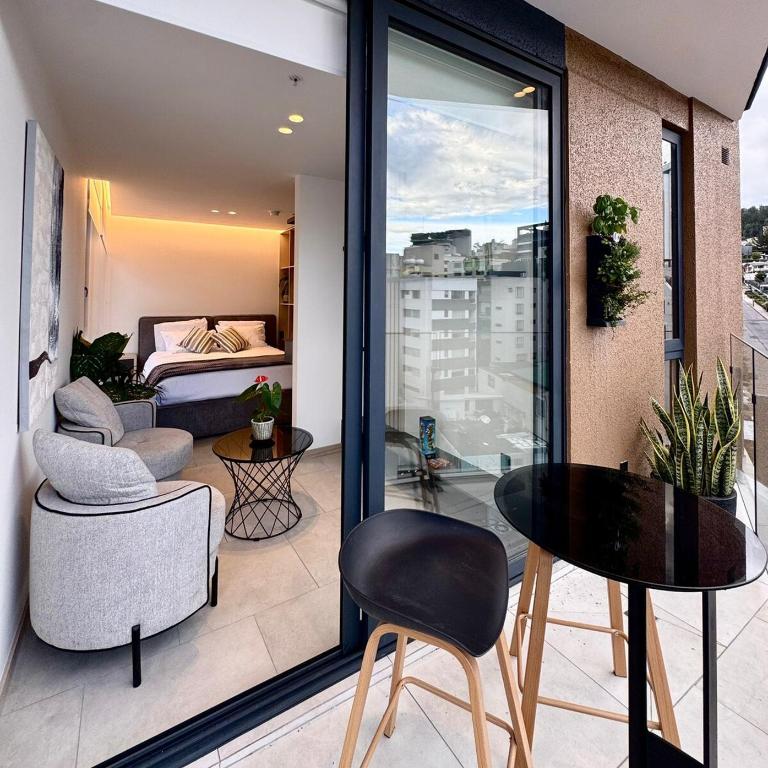 Luxury studio with balcony Avenida Portugal Quito - Apartamento de 1 dormitorio - 16