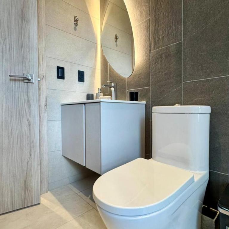 Luxury studio with balcony Avenida Portugal Quito - Apartamento de 1 dormitorio - 28