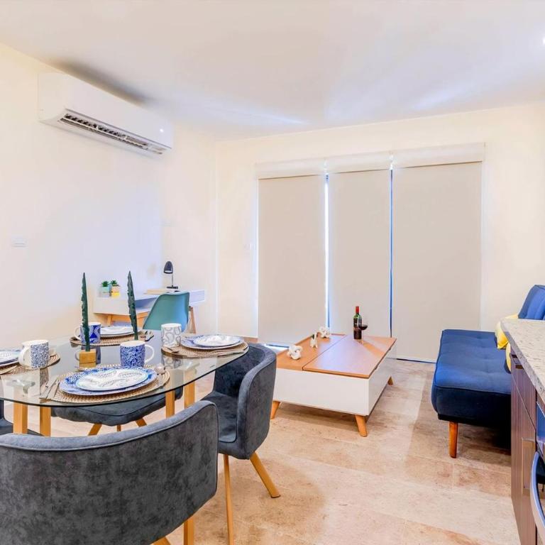 Rooftop Pool Oasis Walk To Beach & 5Th Avenue - Apartamento de 1 dormitorio con balcón - 9