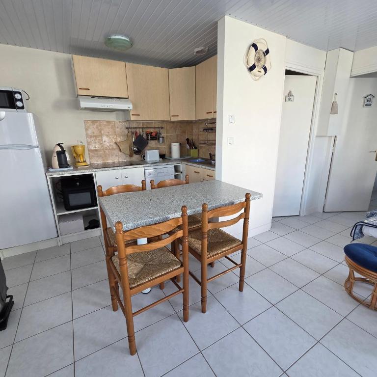 Maisonnette charmante proche plage - 4 pers. - FR-1-194-469 - Casa - 2