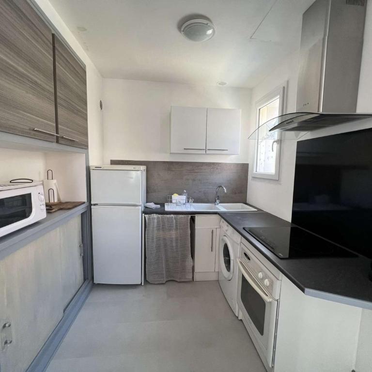 Appartement centre-ville, petite vue mer - 4 pers. - FR-1-701-101 - Apartamento - 8