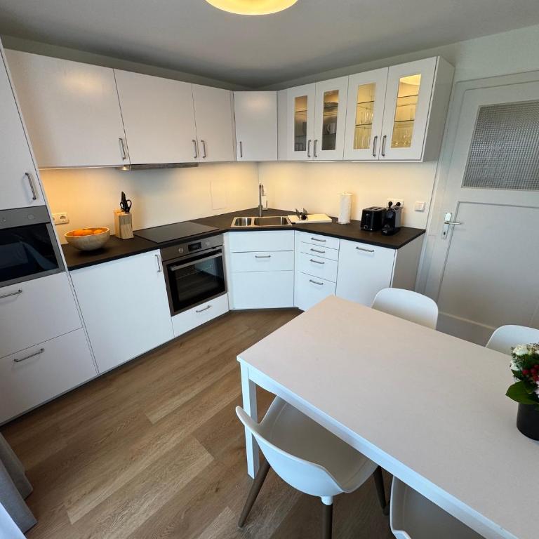 Panorama-Retreat am Waldrand nahe Seen und Bergen - Apartment mit 1 Schlafzimmer - 6