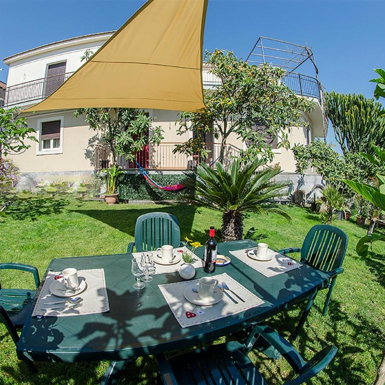 House Etna View - Appartamento con 3 Camere da Letto e Giardino - 6