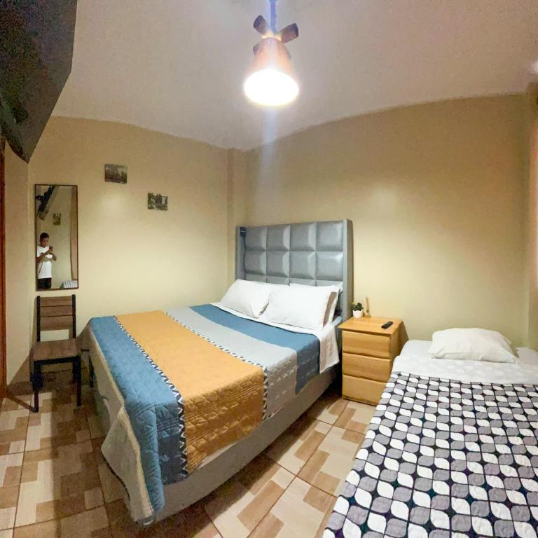 Hospedaje Josué Paracas - Habitación Doble con baño privado - 10