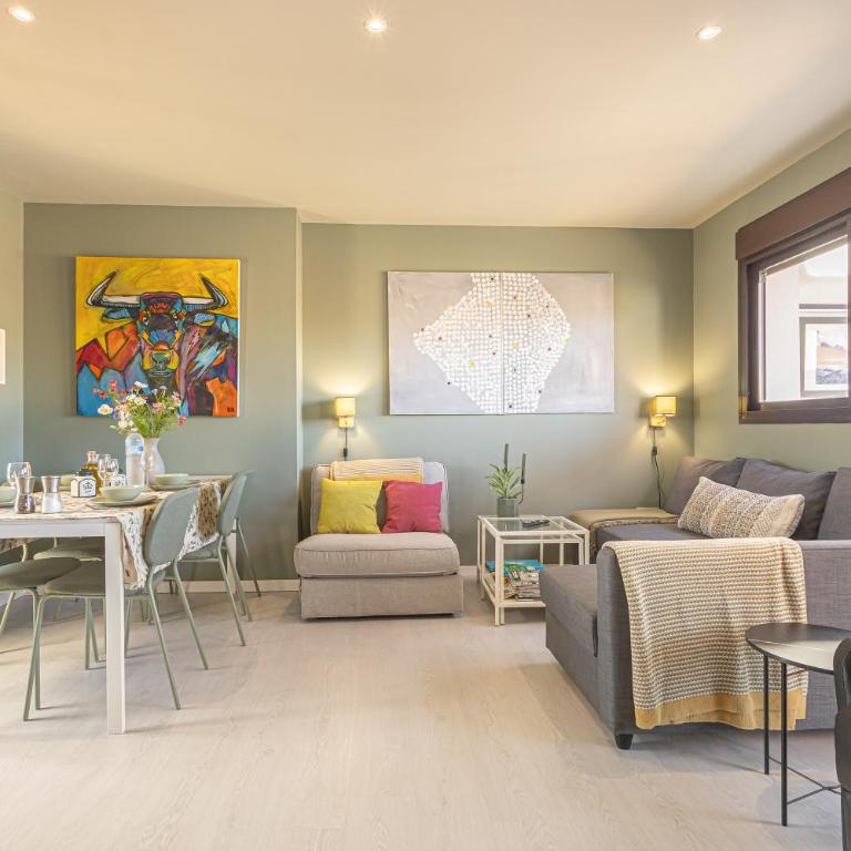 Luxury Cala Blanca Walking To Beach - Happy Rentals - Deluxe Apartment - 3