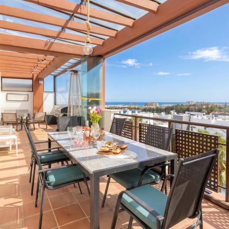 Luxury Cala Blanca Walking To Beach - Happy Rentals - Deluxe Apartment - 9