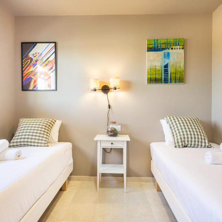 Luxury Cala Blanca Walking To Beach - Happy Rentals - Deluxe Apartment - 16
