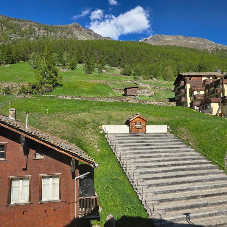 Historisches Alpen-Chalet mit Badewanne im Saastal - Apartment mit 1 Schlafzimmer - 26