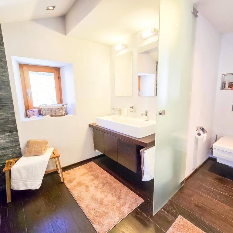 Historisches Alpen-Chalet mit Badewanne im Saastal - Apartment mit 1 Schlafzimmer - 20