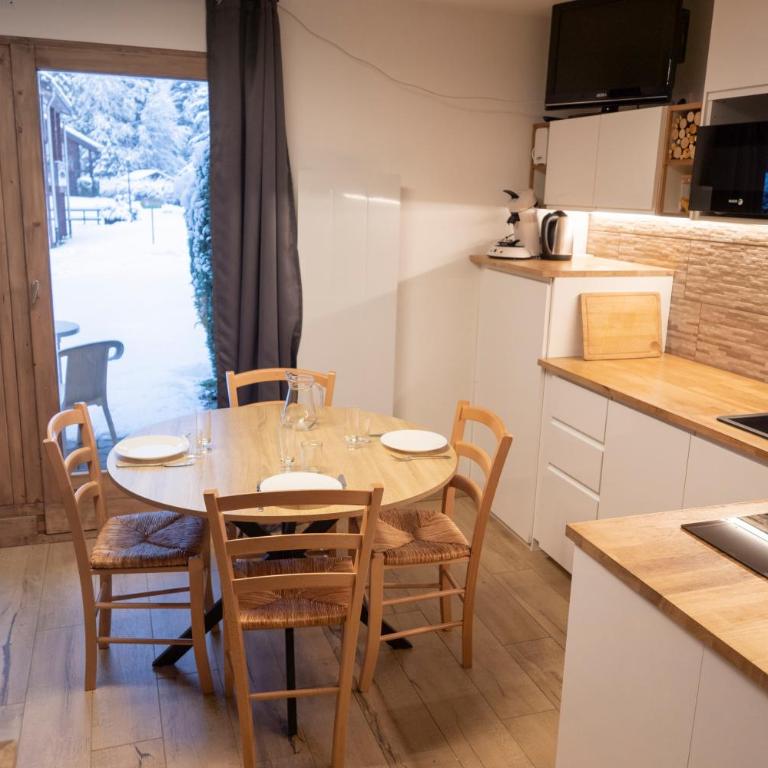 TMB Tour du Mont-Blan - One-Bedroom Apartment - 5