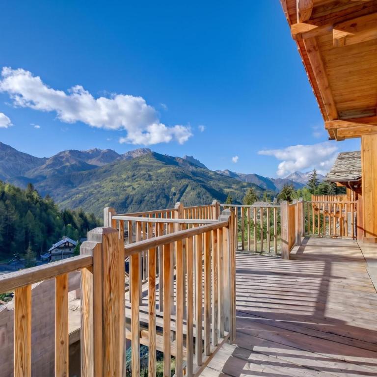 Chalet Merveille Ski In - Ski Out for 9 - Chalet - 32