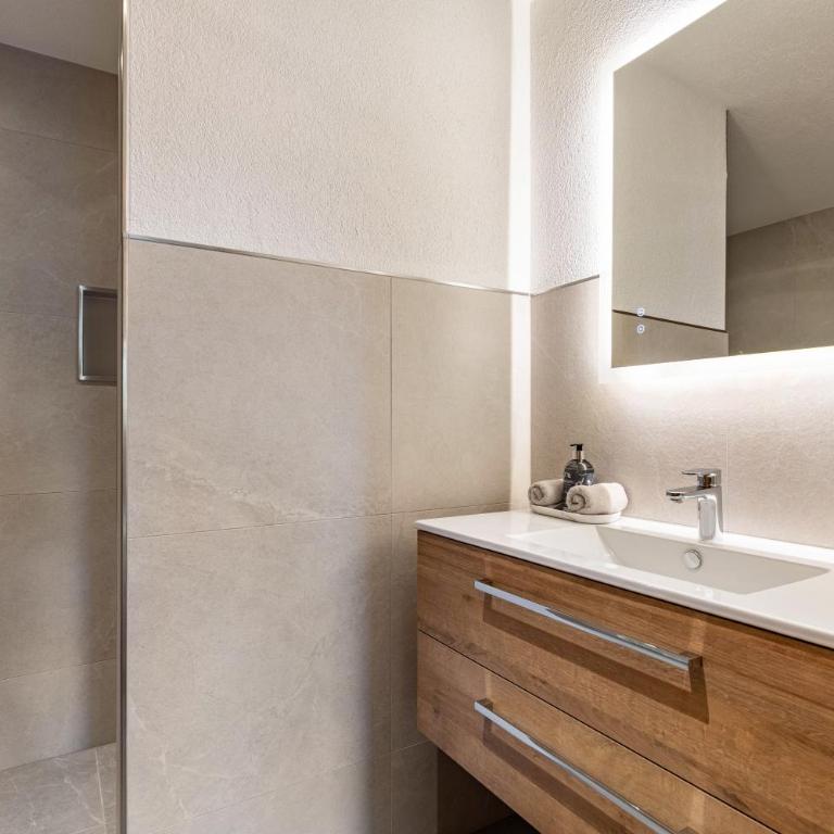 Ferienwohnung Grubgut - Superior Apartment mit 1 Schlafzimmer und Balkon - 24