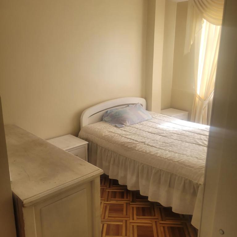 Departamento Casa del Turista Riobamba - Three-Bedroom Apartment - 2