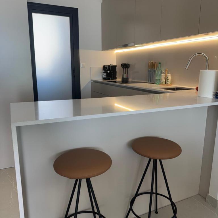 SeaView Sunset Sailors Apartment - Two-Bedroom Apartment - 12