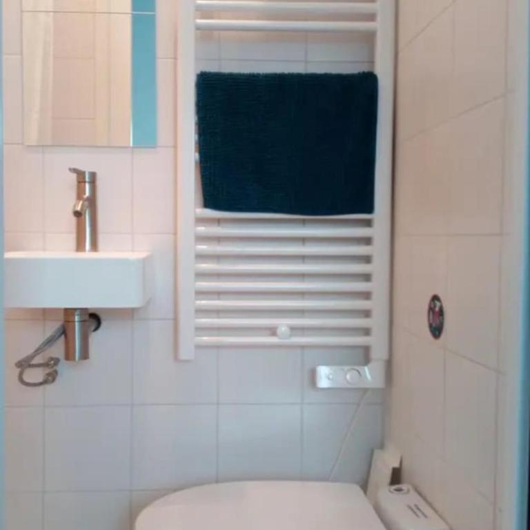 Joli Nid Neuf Calme Clair tout équipé Ascenseur Climatiseur Coeur de Paris Place Maubert Sorbonne Notre Dame - Appartement 1 Chambre - 8