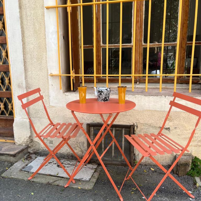 Cosy Yellow House in La Roquette, city center - Apartamento de 1 dormitorio - 3