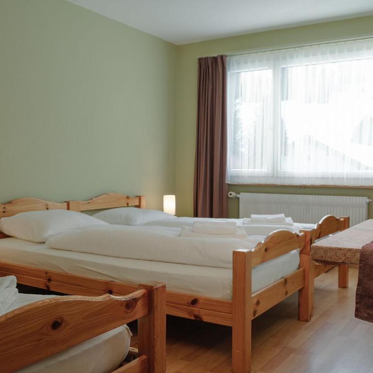 Mons Lodge 1769 - Doppelzimmer mit Gemeinschaftsbad - 1