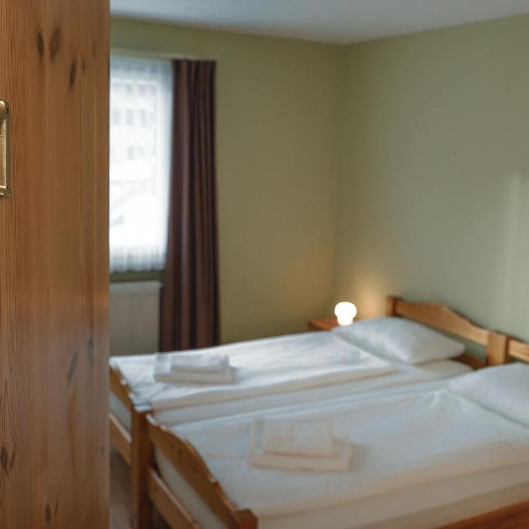 Mons Lodge 1769 - Doppelzimmer mit Gemeinschaftsbad - 13
