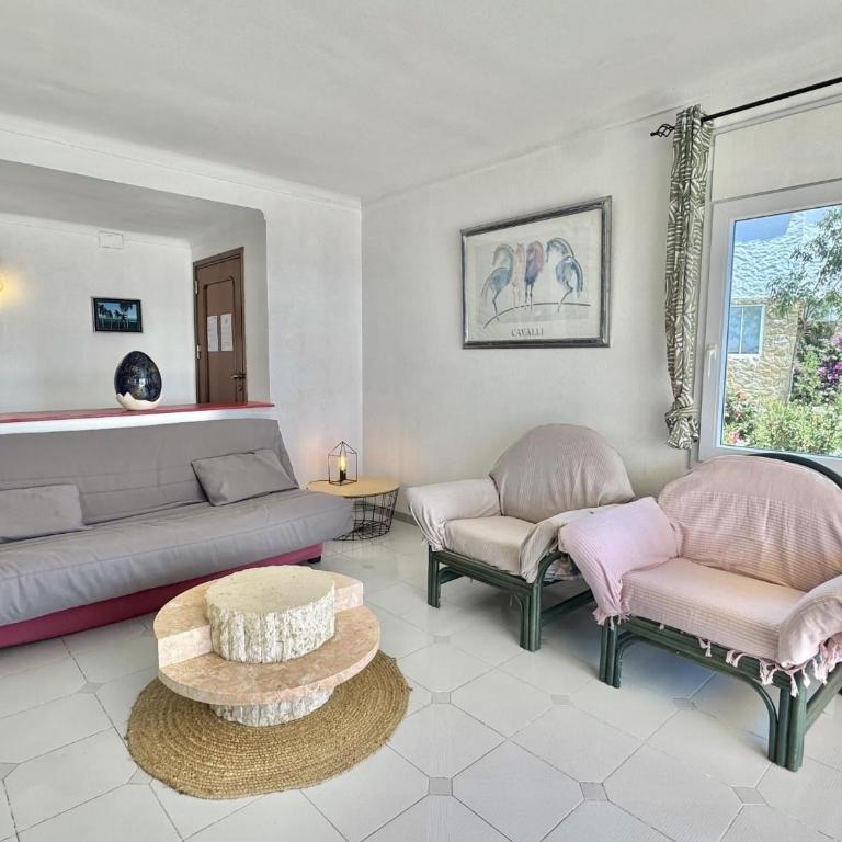 Residencial Puig Rom - Apartment - 5