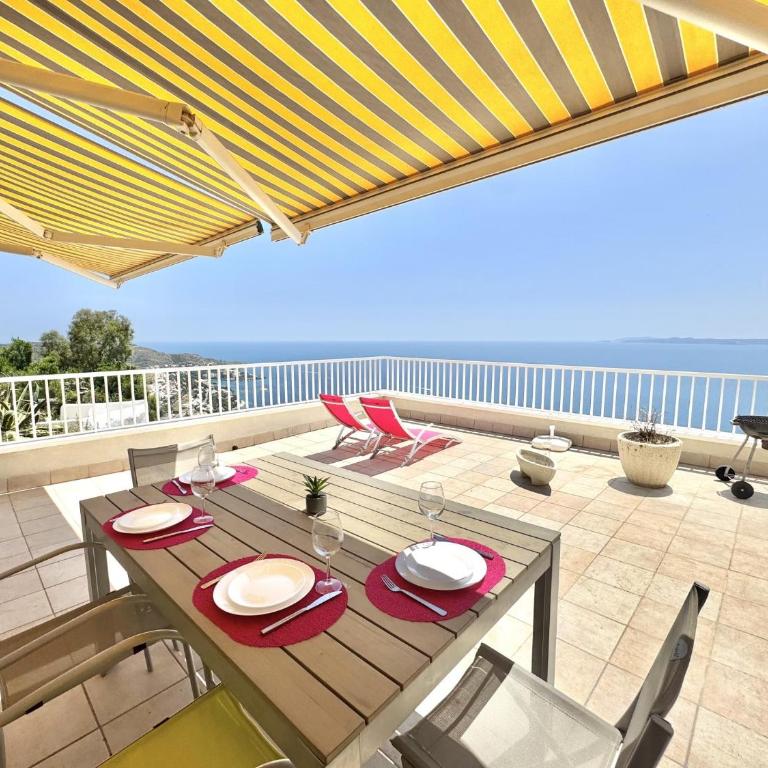 Residencial Puig Rom - Apartment - 16