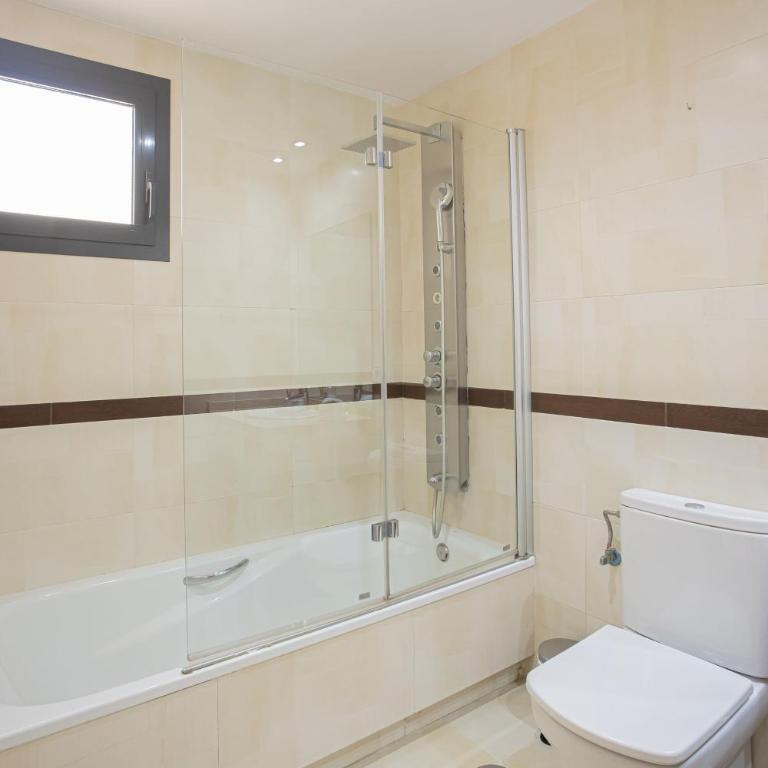 Alamar 2 bedroom apartment with terrace - Apartamento - 13