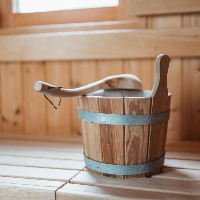 Chalet Kuhglockerl mit Pool, Whirlpool & Sauna für 8 - Chalet mit 3 Schlafzimmern - 2