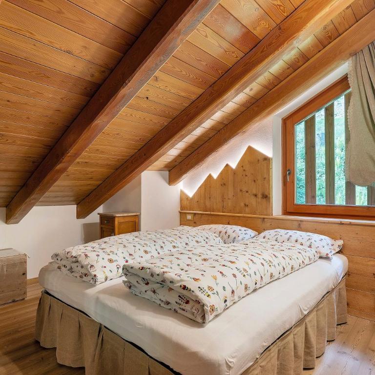Bnb Erba Maga - Camera Quadrupla con Doccia - 3