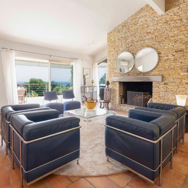 Elegant Mediterranean villa, Sea view & garden - Villa - 4