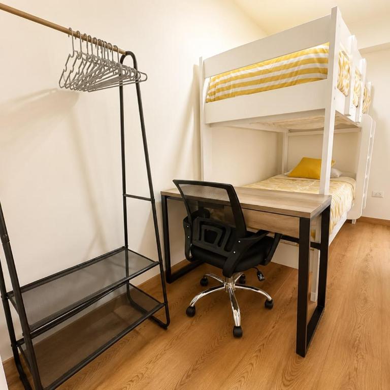 Modern 2BR 2BA Apt, 6 min to Kennedy Park, Miraflores - Two-Bedroom Apartment with Balcony - 15
