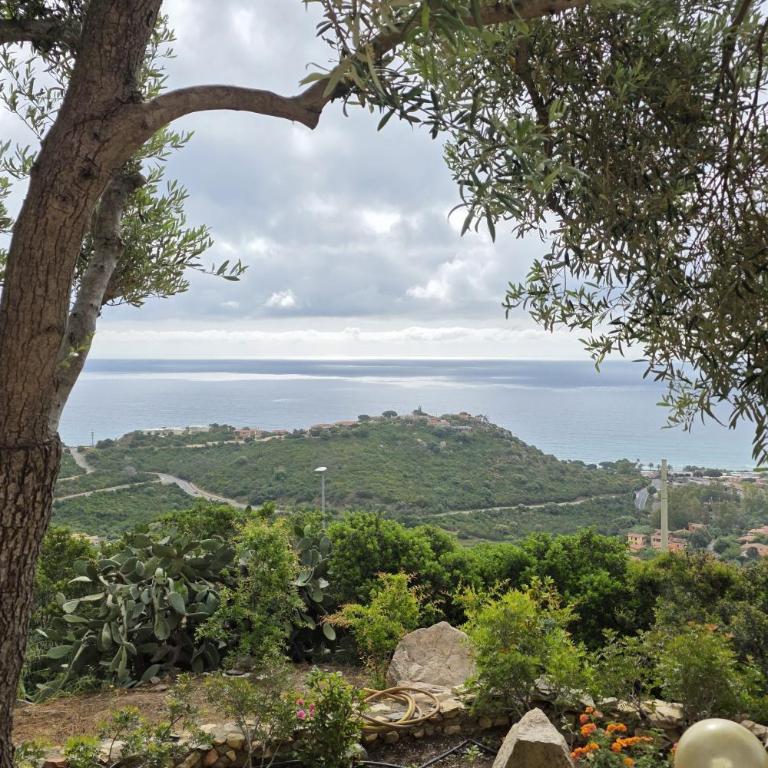 Due matrimoniali con bellissima vista mare a Costa Rei - Casa con 2 Camere da Letto - 1