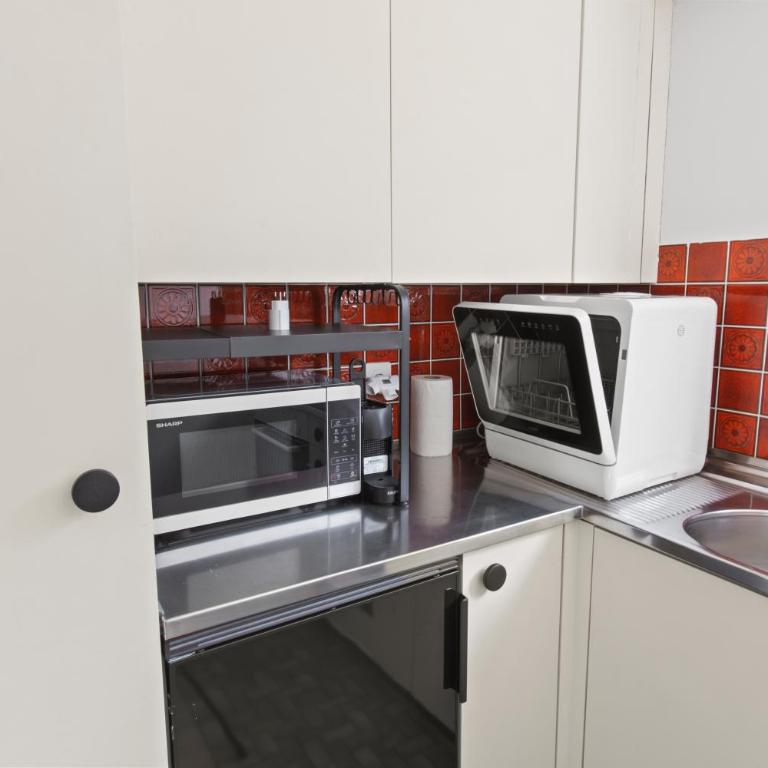 Appartement lumineux avec superbe terrasse et vue - Apartment mit 2 Schlafzimmern - 14