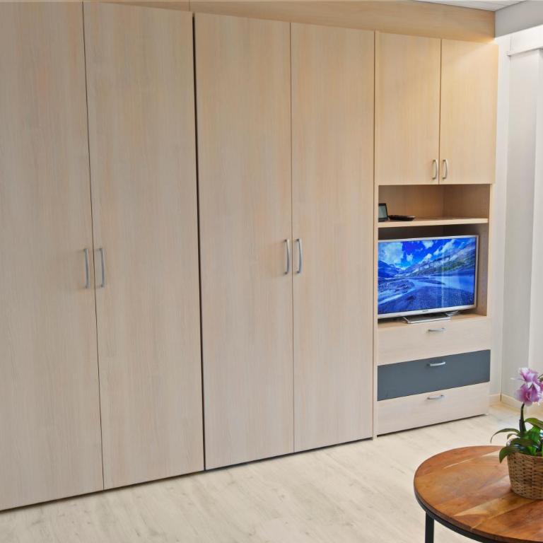 Appartement lumineux avec superbe terrasse et vue - Apartment mit 2 Schlafzimmern - 16