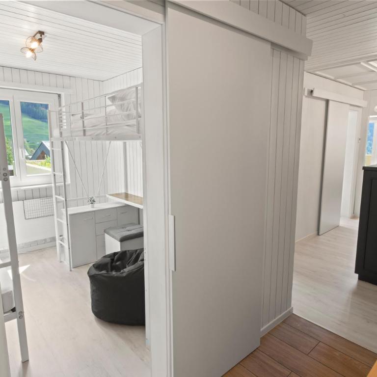 Appartement lumineux avec superbe terrasse et vue - Apartment mit 2 Schlafzimmern - 31