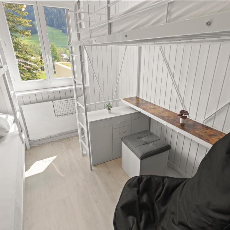 Appartement lumineux avec superbe terrasse et vue - Apartment mit 2 Schlafzimmern - 32