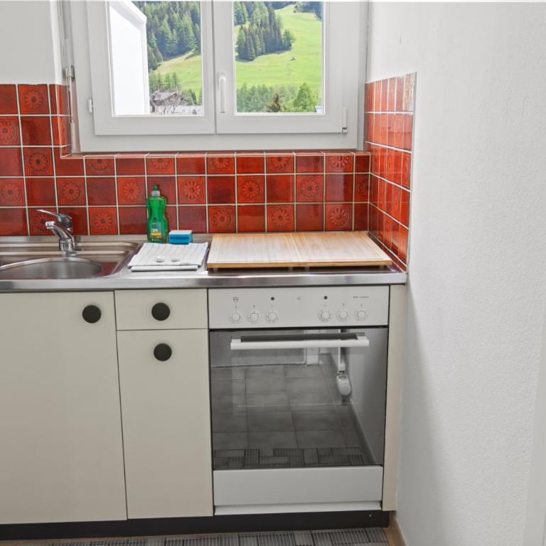 Appartement lumineux avec superbe terrasse et vue - Apartment mit 2 Schlafzimmern - 34