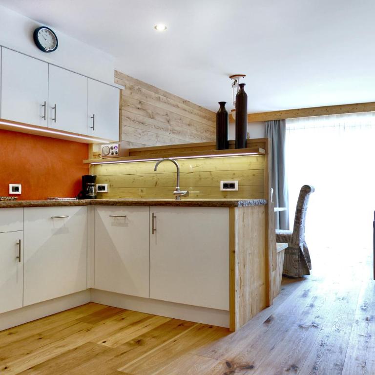La Bercia Alpine Lodge & Spa - Deluxe Apartment - 5
