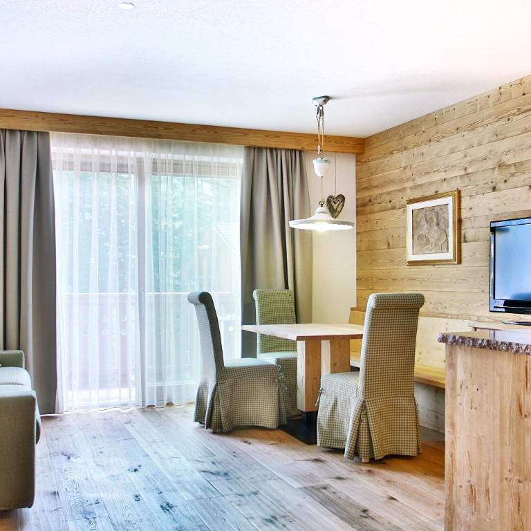 La Bercia Alpine Lodge & Spa - Deluxe Apartment - 3