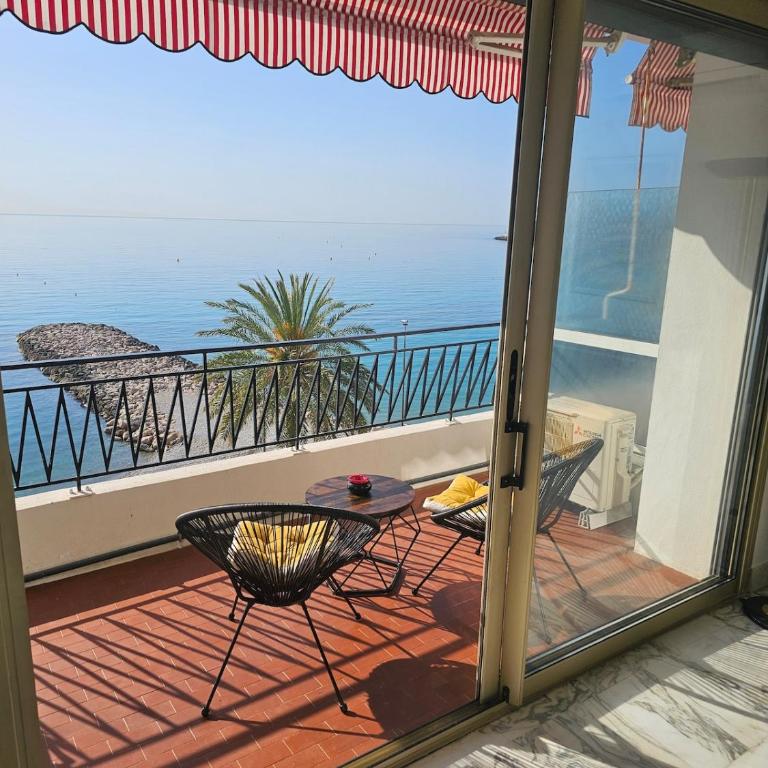 Waterfront accommodation in Roquebrune-Cap-Martin - Appartement-Studio avec 1 Lit Double - 5