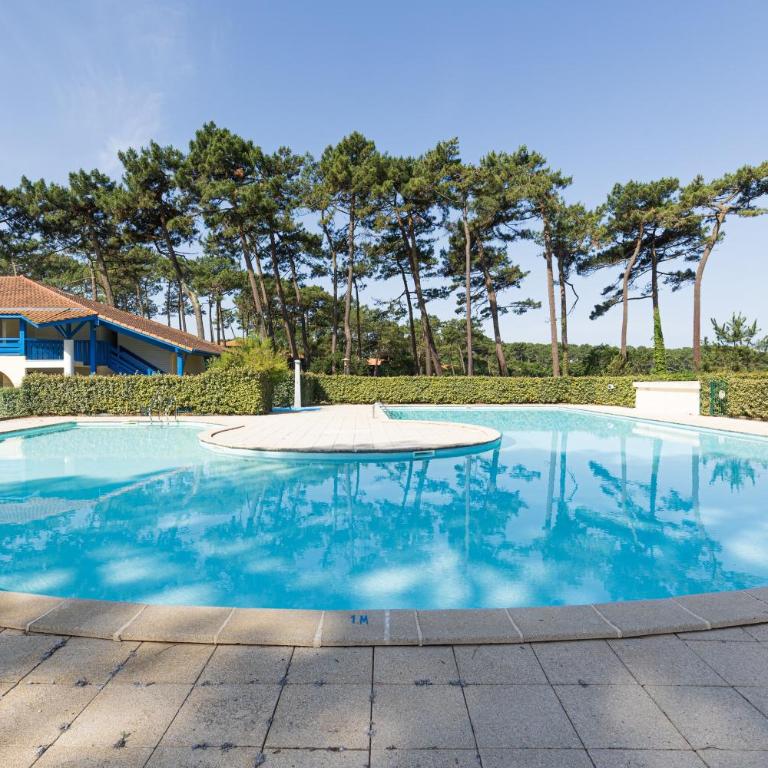 La Canopée - Conciergerieland - Two-Bedroom Deluxe Apartment with Garden View - 2