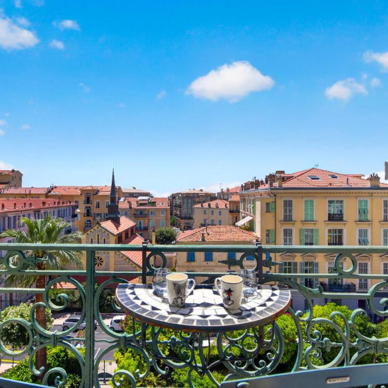 LE MALTE - Splendide 2 pièces dans Palace - Carré d'Or Menton - Appartamento Deluxe con 1 Camera da Letto e Vista Città - 3