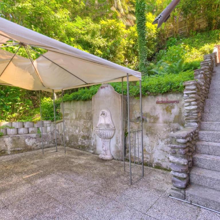 Villa Lake View With BBQ - Happy Rentals - Villa con Vista Giardino - 10