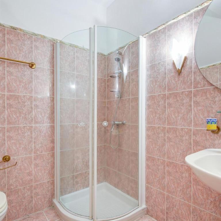Villa Lake View With BBQ - Happy Rentals - Villa con Vista Giardino - 21