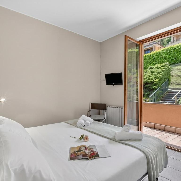 Riflessi Di Luce Lake View - Happy Rentals - Apartment with Balcony - 5