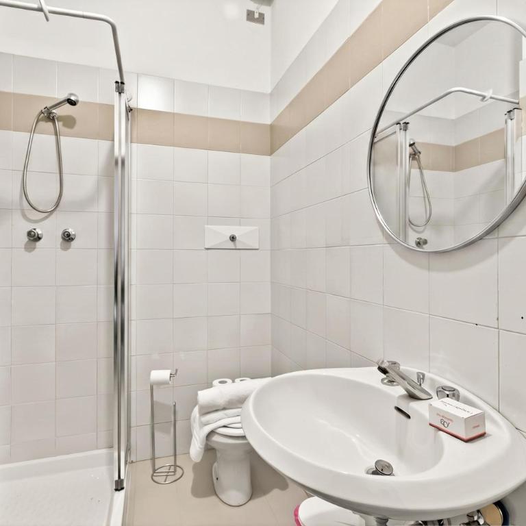 Riflessi Di Luce Lake View - Happy Rentals - Apartment with Balcony - 21