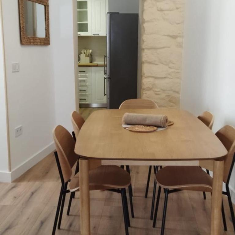 Renovated 3BR Oasis with AC - Steps to Beach - Appartement 3 Chambres - 2