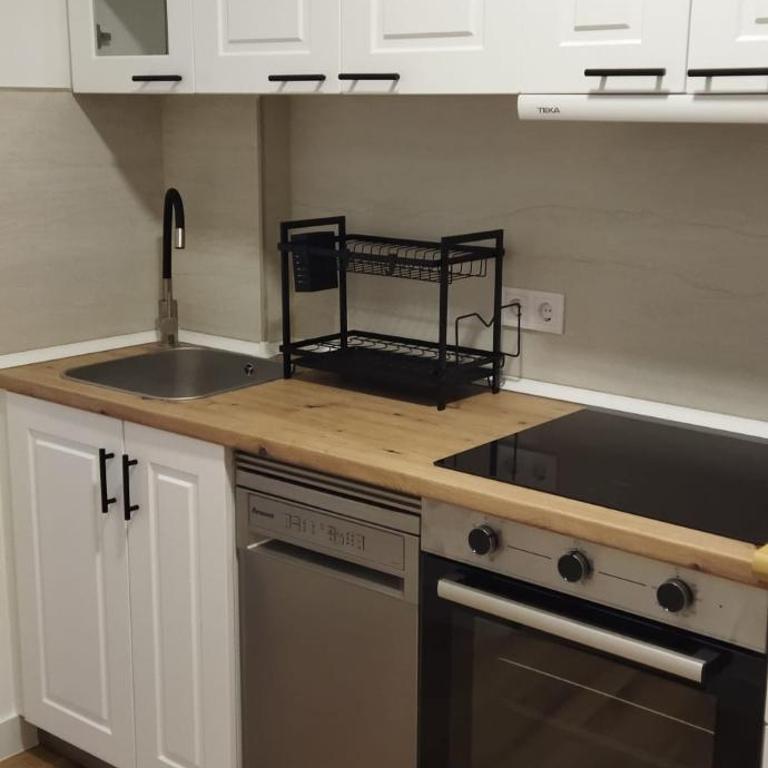Renovated 3BR Oasis with AC - Steps to Beach - Appartement 3 Chambres - 16