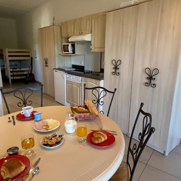 Lagrange Vacances L’Oustau de Sorgue - Studio (4 Adultes) - 12