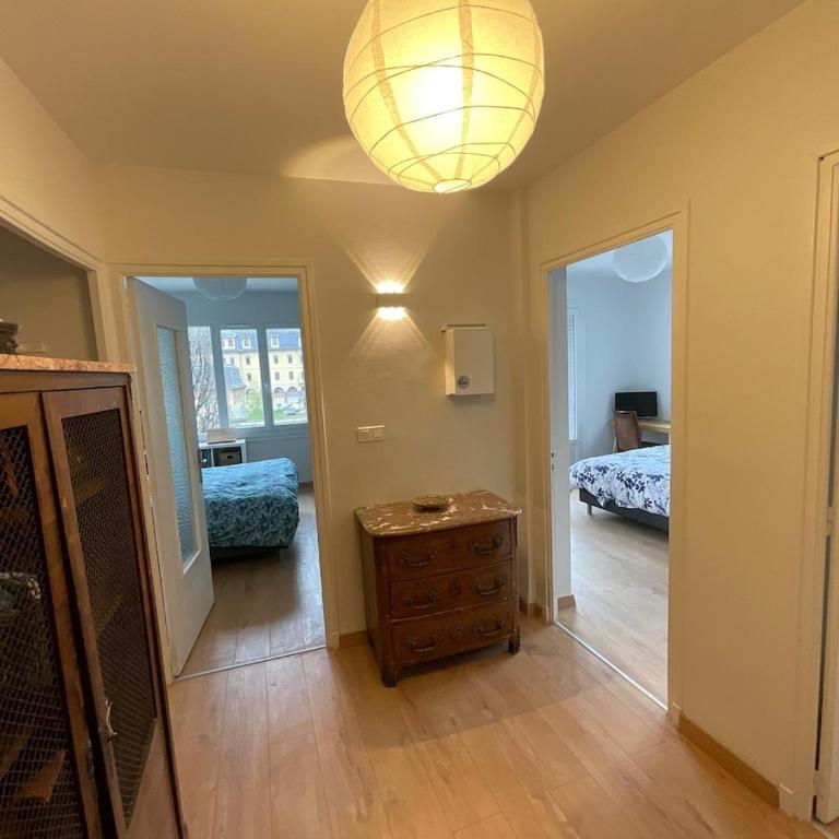T3 69 m2 Small secure parking, Old Town entrance - Three-Bedroom Apartment - 6