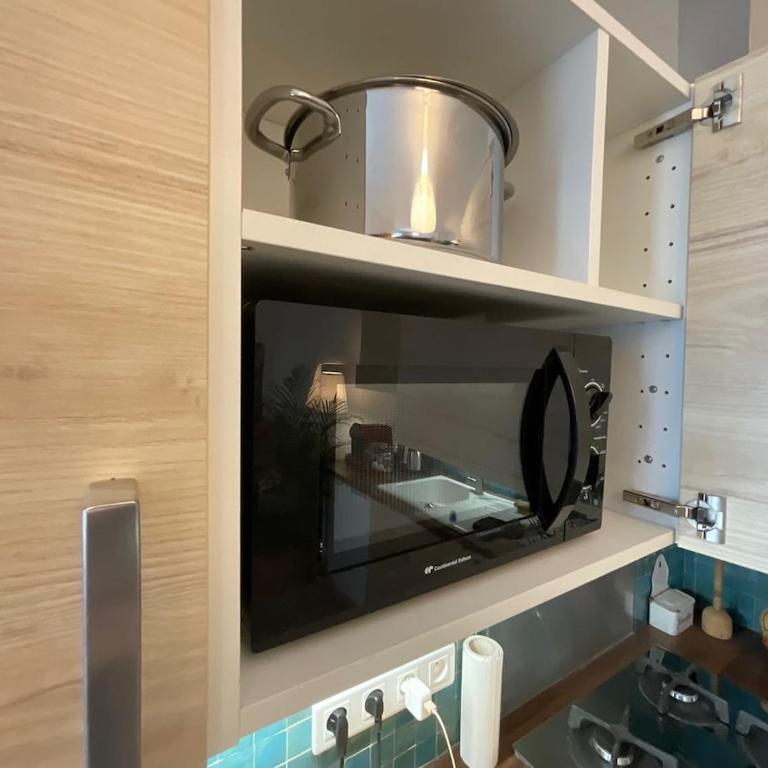 T3 69 m2 Small secure parking, Old Town entrance - Three-Bedroom Apartment - 16